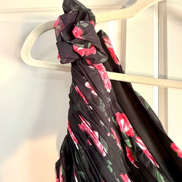 NWT Mac Duggal one-shoulder, high-low black gown with a red/pink floral print. - Picture 8 of 15